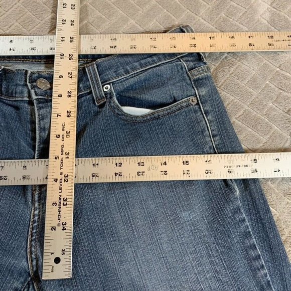 Levis Womens 6 Denim Jeans Blue 515 Boot Cut Mid Rise Medium Wash Stretch - Picture 7 of 12